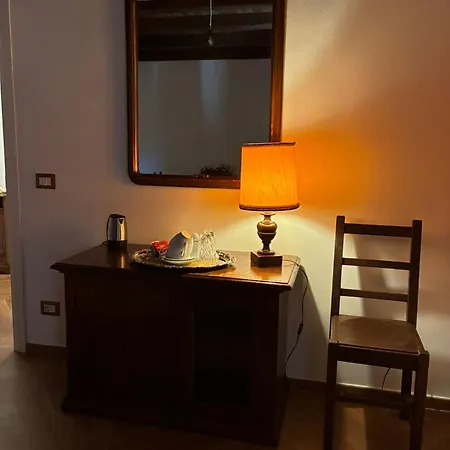 Cascina Fogona בית הארחה 3*